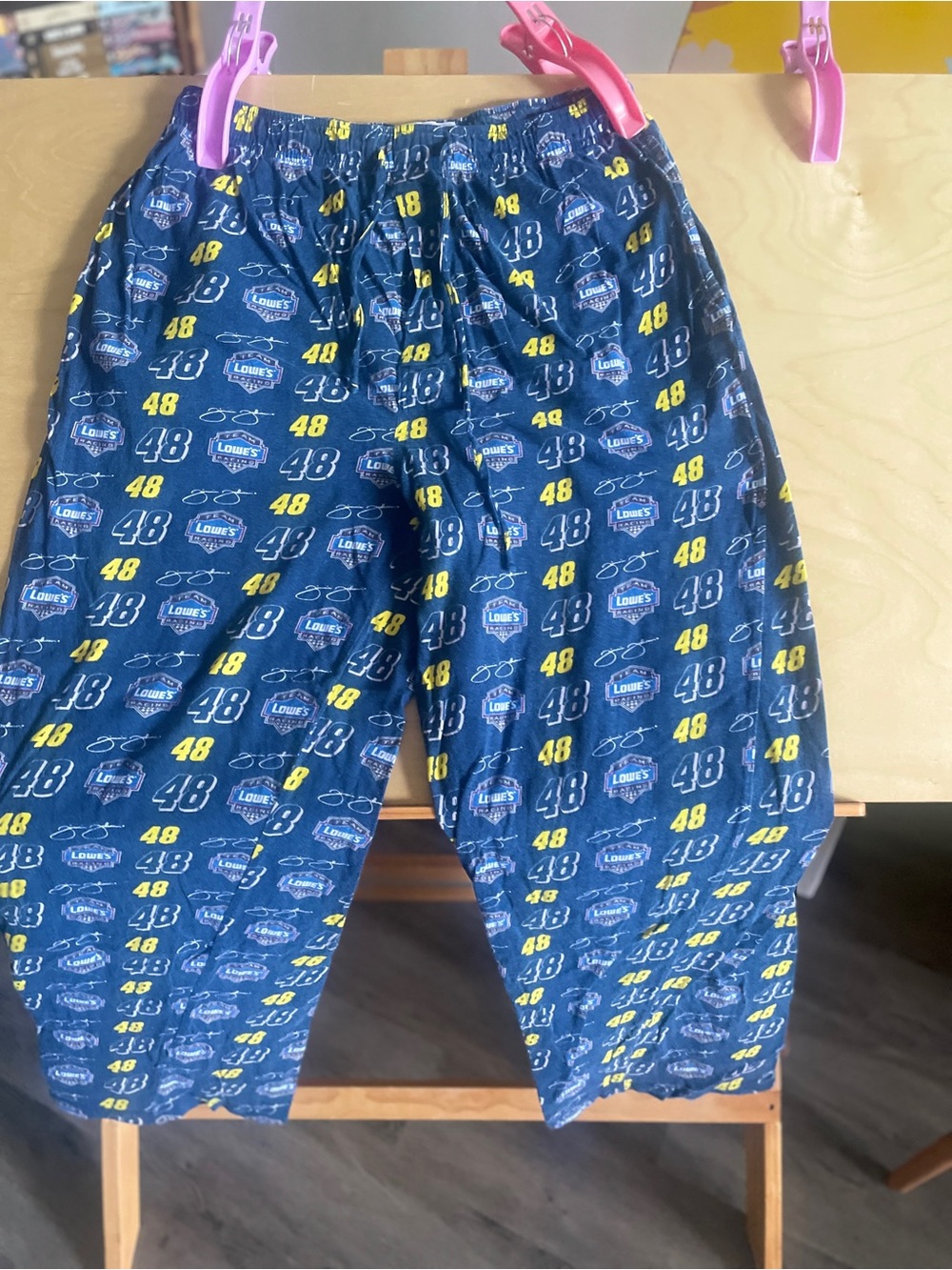 NASCAR pajama lounge pants L featuring Jimmie Johnson's #48 Lowe's Chevrolet.